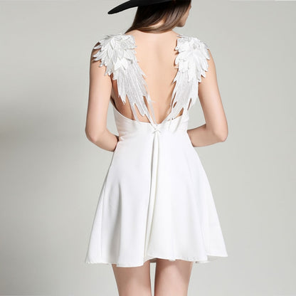 Petite robe blanche ailes d'ange - Asmodel